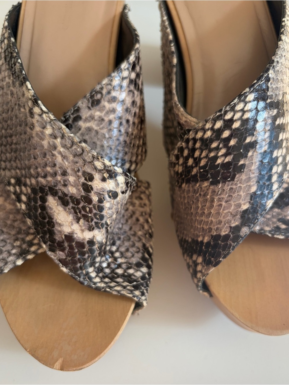 Diane Von Furstenberg “Seville” platform  Sandal size 9 - Picture 4 of 7